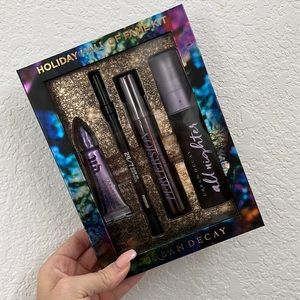 Holiday Hall of Fame Kit Urban Decay : Perversion Mascara All Nighter Primer